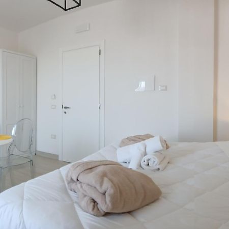 Mya Luxury Rooms And Wellness Melendugno Eksteriør billede