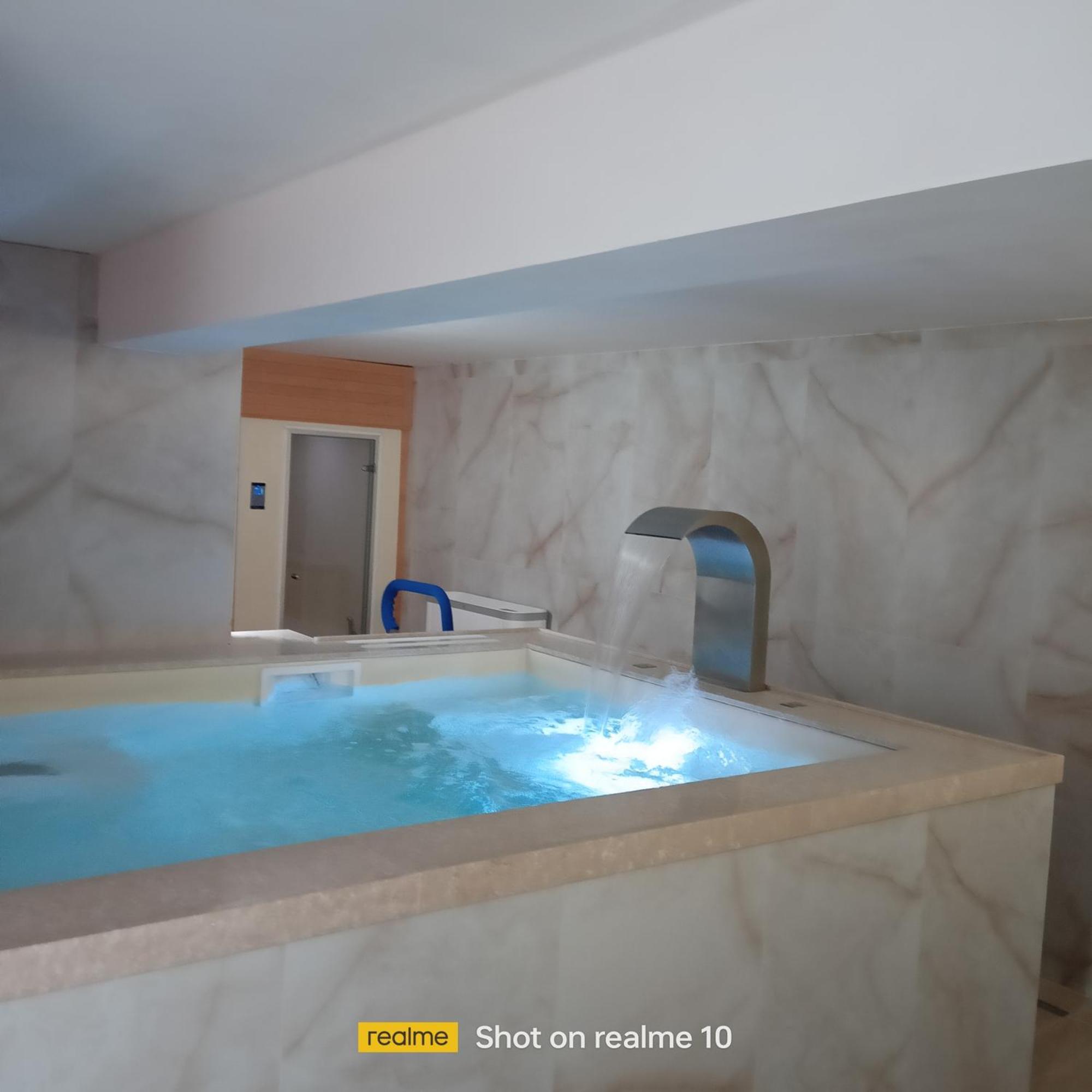 Mya Luxury Rooms And Wellness Melendugno Eksteriør billede